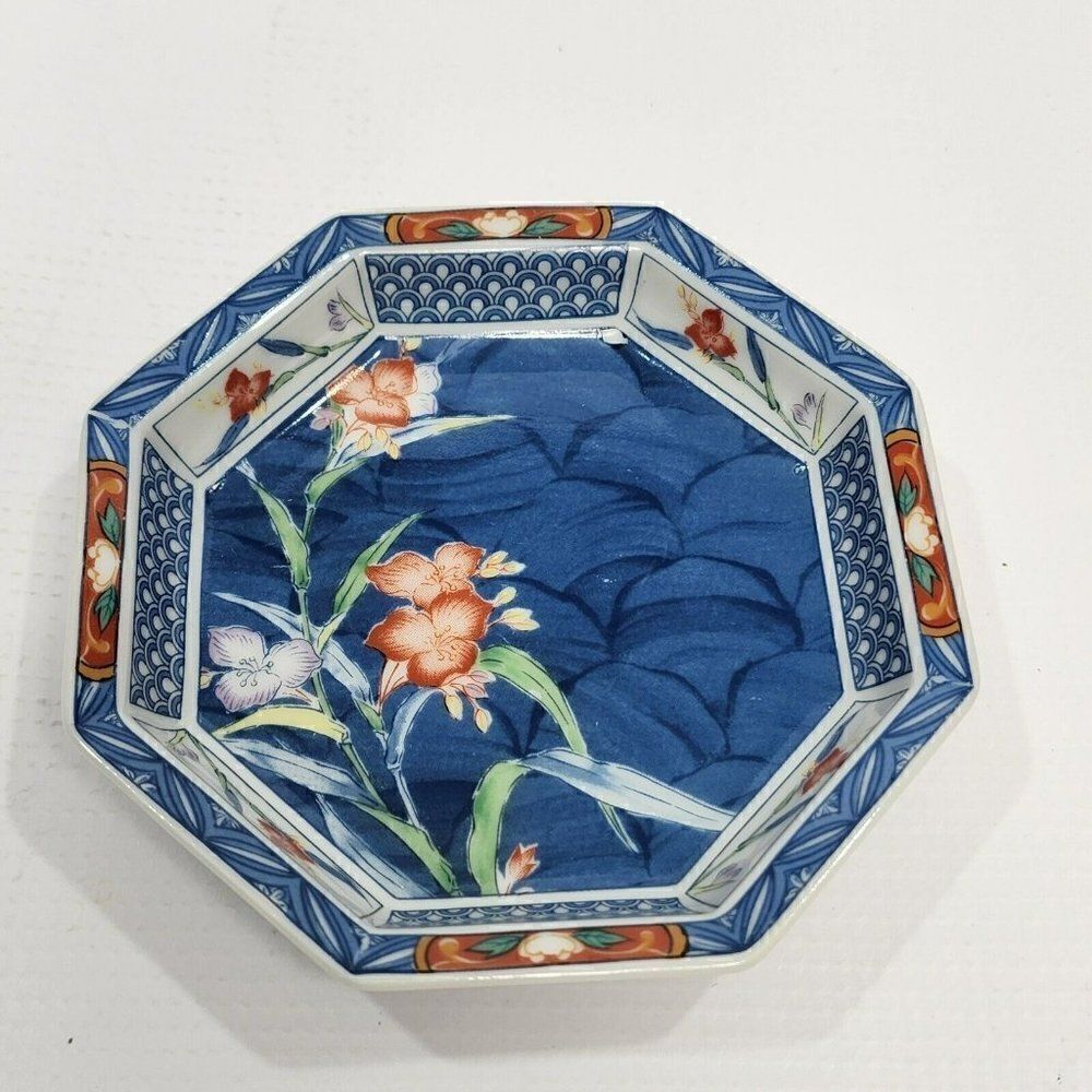 Vintage 6" Blue Floral Takahashi Dish Octagon Shape‎
